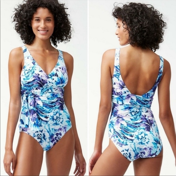 NWT TOMMY BAHAMA Floral Island Sculpt 1-Piece Swimsuit, Size 6 - Picture 3 of 12